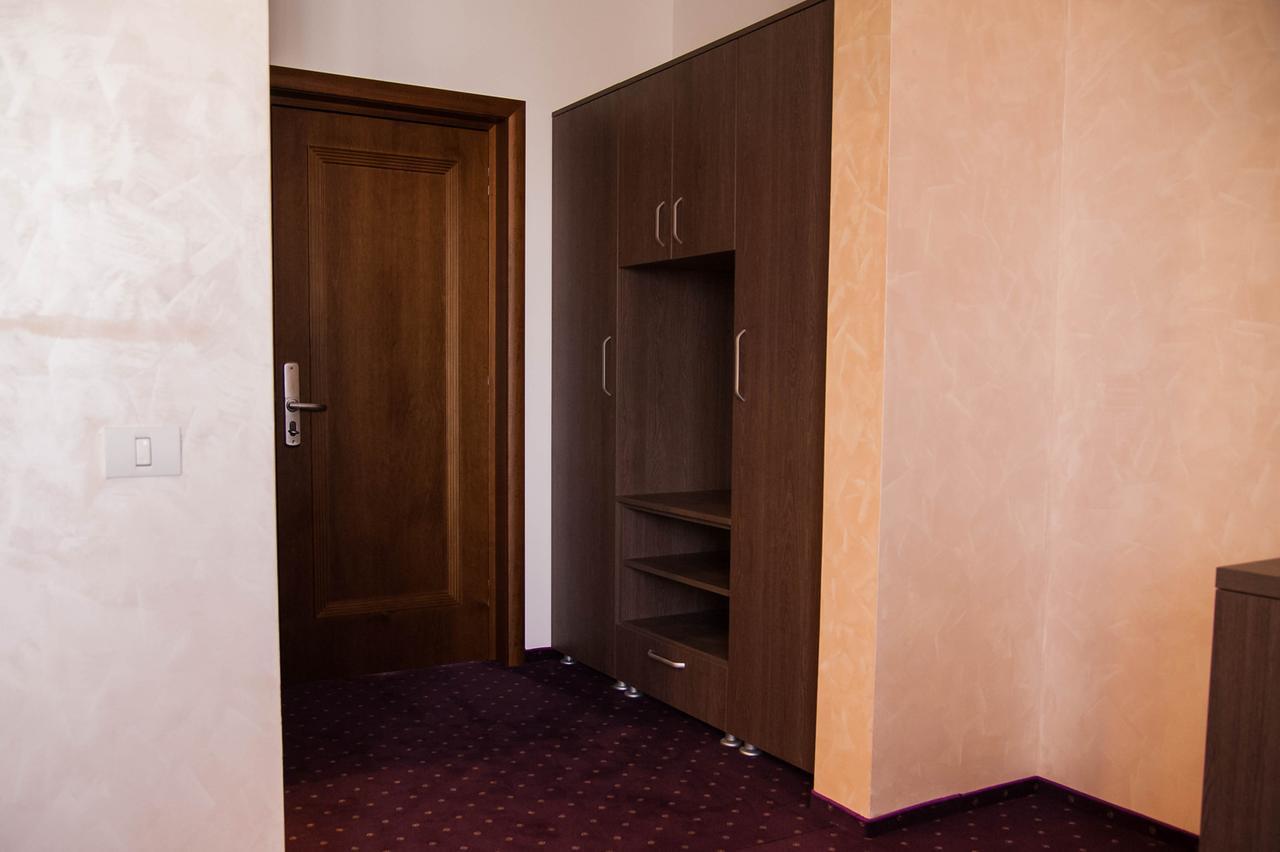Le Mer Afumaţi Exterior foto